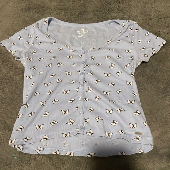Hollister Baby Tee - Picture 1 of 3